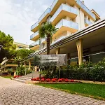 Hotel President 3*