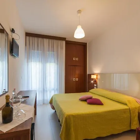 Hotel President 3*