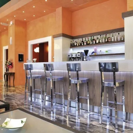 Hotell President 3*